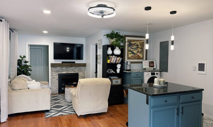 Clifton Park Other | Trackside Guesthouse w/Pool