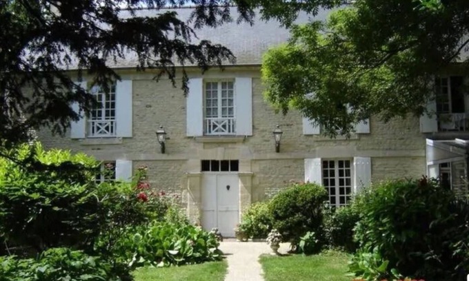 Tracy-sur-Mer House | Tracy sur Mer. Charming renovated residence for up to 12 people