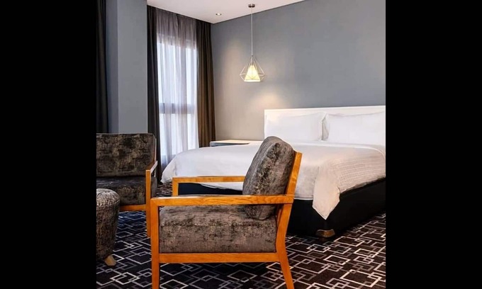 Gigiri Bed & Breakfast | Trademark Hotel, Trademark Suite Single Room in Nairobi no004