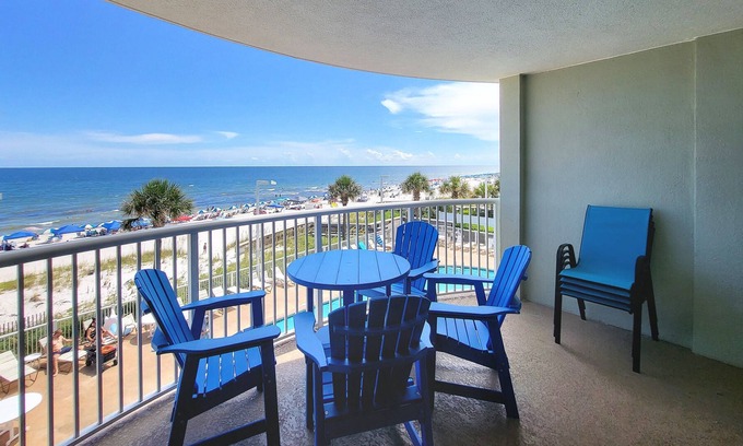 Orange Beach Condo | Tradewinds #202 - Sea Our Beachy Beachfront Condo Orange Beach!