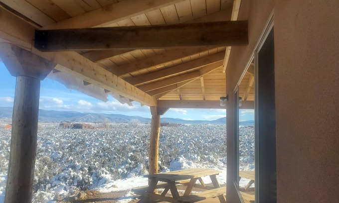 Taos House | Traditional Adobe House with Outdoor Living Space "Casita Riata"