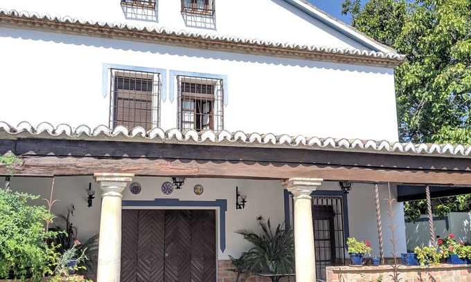 Baena House | TRADITIONAL ARCHITECTURE COUNTRY HOUSE