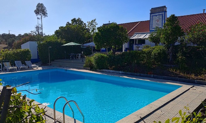 Montemor-o-Novo Cottage | Traditional Country House with Private Pool