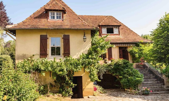 Marminiac Other | Traditional gite with amazing pool and pool house. Sleeps 10