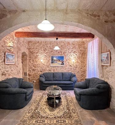 Nadur House | Traditional Holiday Home in the Heart of Nadur
