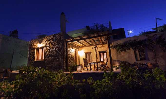 Koutsouras Villa | Traditional house for relaxing holidays!