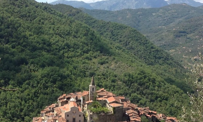 Apricale House | traditional house in beautiful APRICALE, Liguria, experience the real Italy!