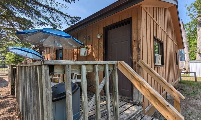 Wasaga Beach Cottage | Traditional Tiny Wood Cottage #8 Camping style Cottages 5 minutes to the beach!