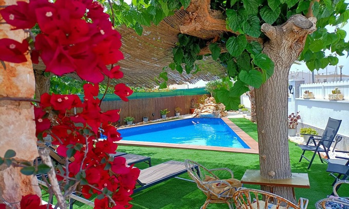 Creixell Villa | Traditional villa with private pool on the Dorada coast