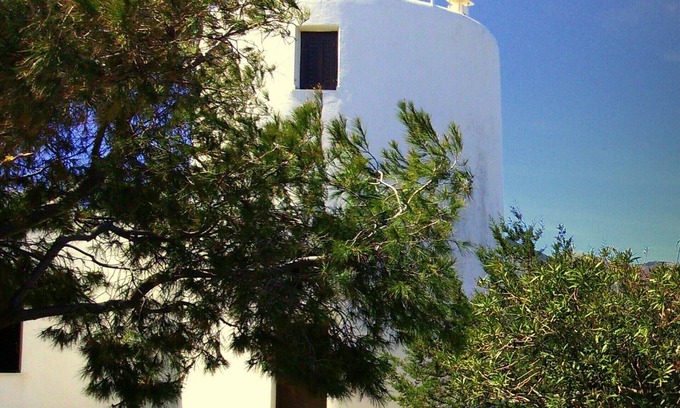 Apollonia Villa | Traditional Windmill house