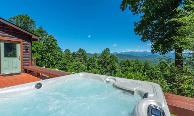 Old Fort Cabin | Trail Magic | Pet-friendly, Hot Tub, Fire Pit & Year-round Mountain Views!
