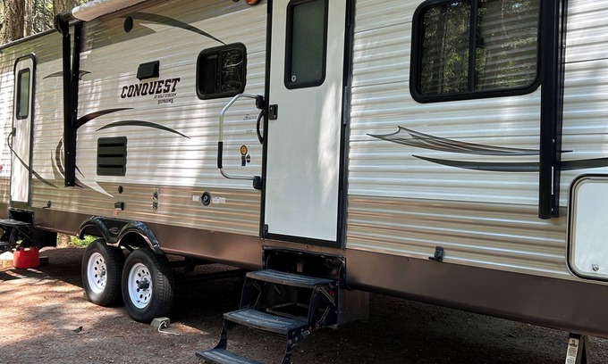 Newton House | Trailer for rent. Two days in advance is required.