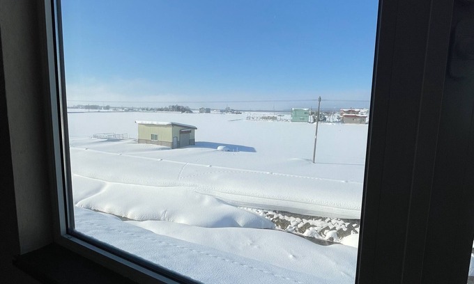Tobetsu House | Train Line Field