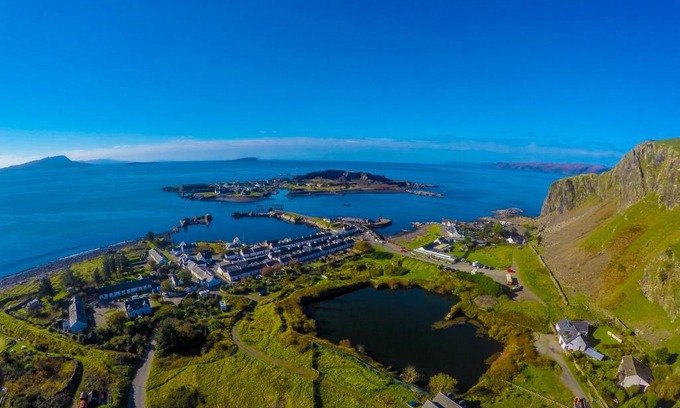 Ellenabeich House | Tramway Cottages