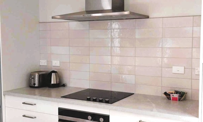 Claudelands Apartment | Tramway Service Apartment number 6