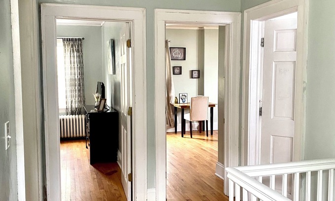 Hartford House | Tranquil 3-bedroom house with additional full-size sofa bed in Hartford