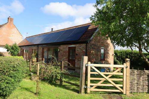 Northmoor Green House | Tranquil and cosy cottage on the Somerset Levels