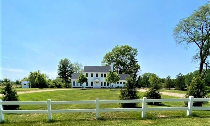 Bridgman Other | Tranquil and Stunning Farmhouse in the Heart of Harbor Country . A+ Location!