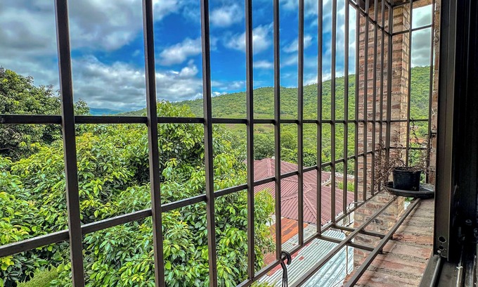 Modjadjiskloof House | Tranquil building with WiFi in Tzaneen