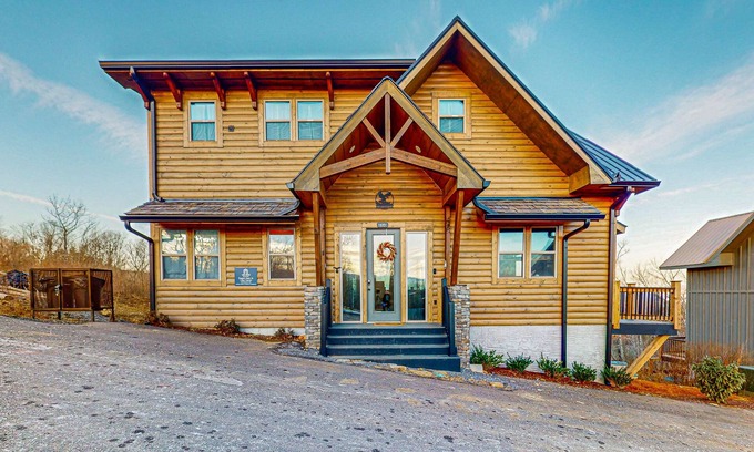 Sevierville Cabin | Tranquil cabin w/indoor pool, hot tub, woodland views + free attraction tickets