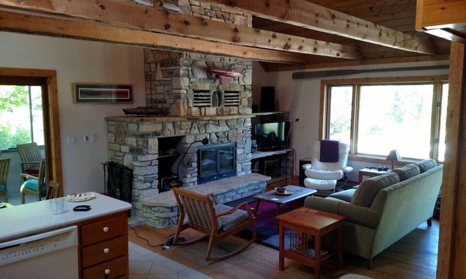 Fish Creek Cabin | Tranquil, Central Door County Cabin: The Rock Pile