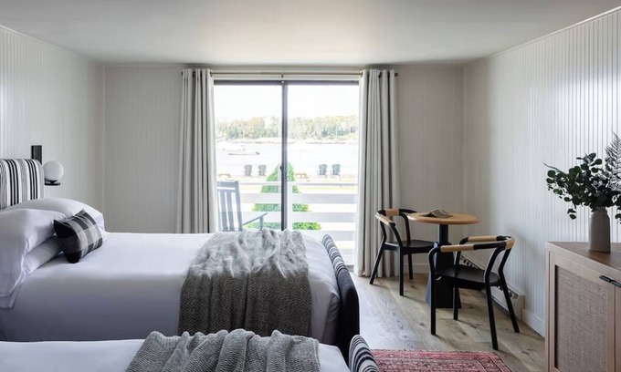 Ocean Point Hotel | Tranquil Coastal Room with Stunning Ocean Views and Private Beach Access