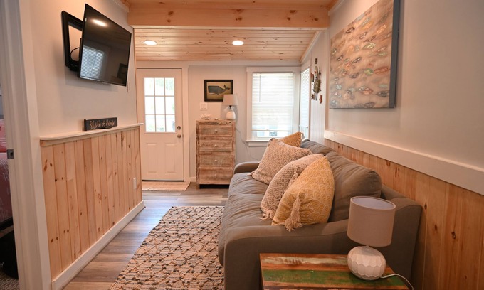 Villas Cottage | Tranquil Cottage near the Delaware Beach