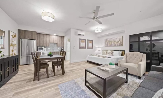 Walluga Apartment | Tranquil Dog-Friendly Lake Oswego Luxury Studio