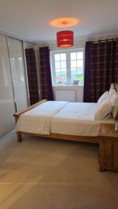Tadworth House | Tranquil Epsom Downs