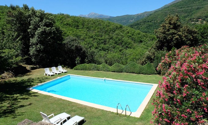 Prunet-et-Belpuig House | Tranquil Farm Cottage with private pool (10 x 5) Prunet et Belpuig.Sleeps 7. Ceret 40 mins.