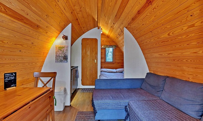 West Stow House | Tranquil Glamping Pod-Pet Friendly, No deposit