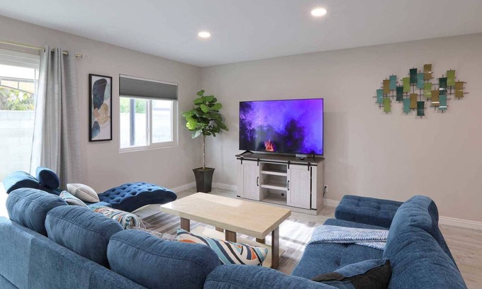 Buena Park House | Tranquil Haven on Sequoia Dr