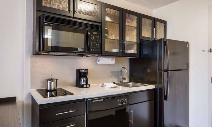 Baymeadows Resort | Tranquil Haven: Relaxing Suites with All the Comforts