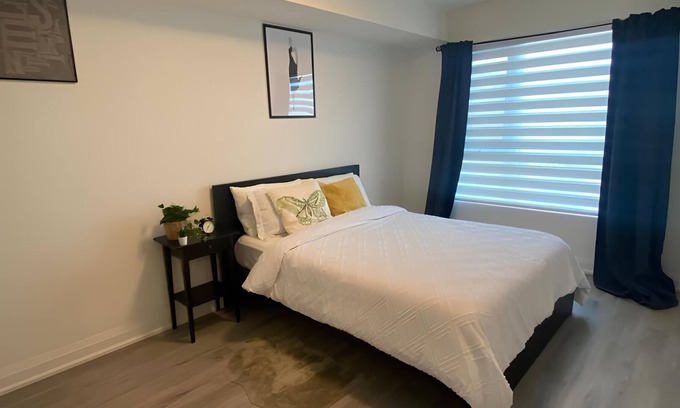 Barrie Condo | Tranquil Haven: Whispering Pines