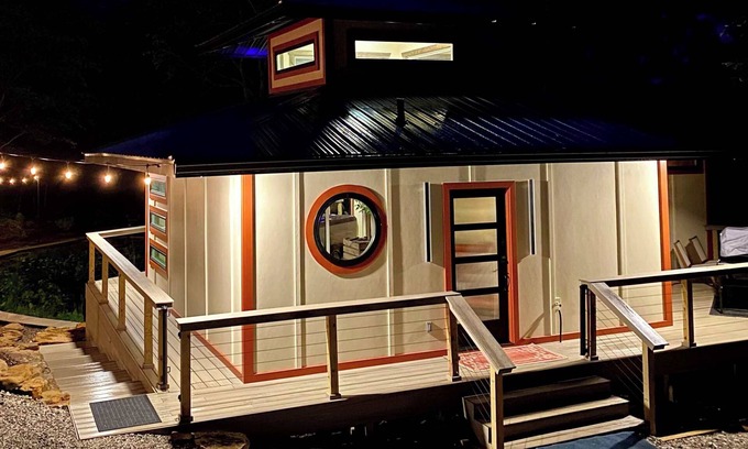 Denniston Cabin | Tranquil Hideaway: Hot Tub, Sauna, Massage Chair
