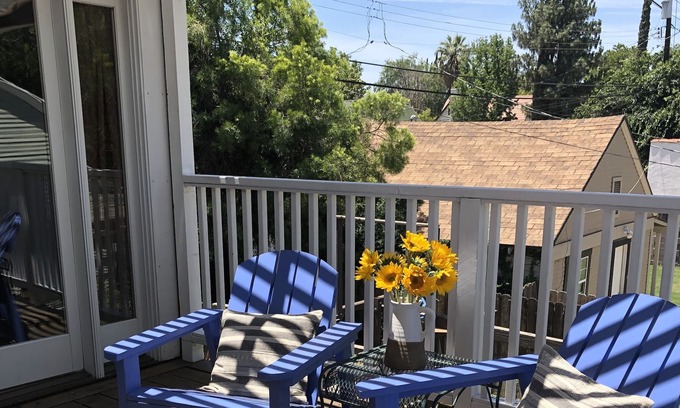 Riviera - Westchester Apartment | Tranquil Living Near Downtown