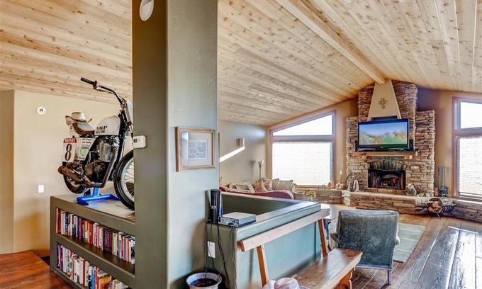 Jamul House | Tranquil mountain retreat