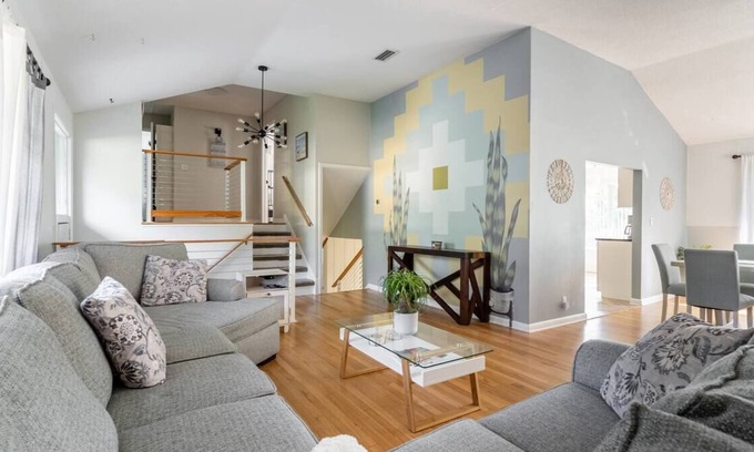 Lakewood Villa | Tranquil multilevel waterfront villa