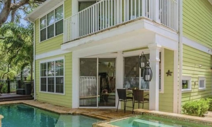 Palma Ceia House | Tranquil Pool and Spa home