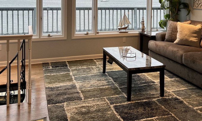 Riverside House | Tranquil Private Beach House in East Providence