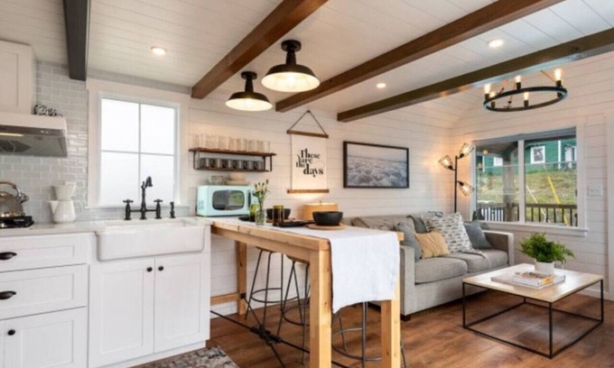Guerneville House | Tranquil Redwood Retreat