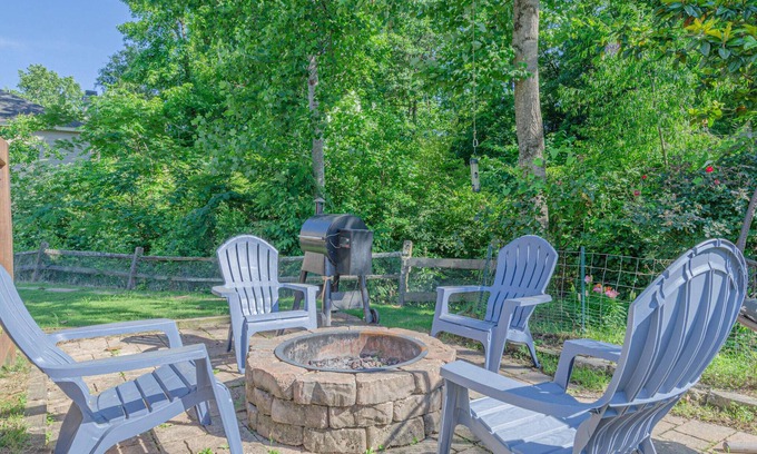 Fortson House | Tranquil Relaxation Family-friendly|Cozy4br|HotTub