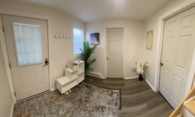 Town of Bethlehem House | Tranquil Retreat - Comfort and Convenience.
