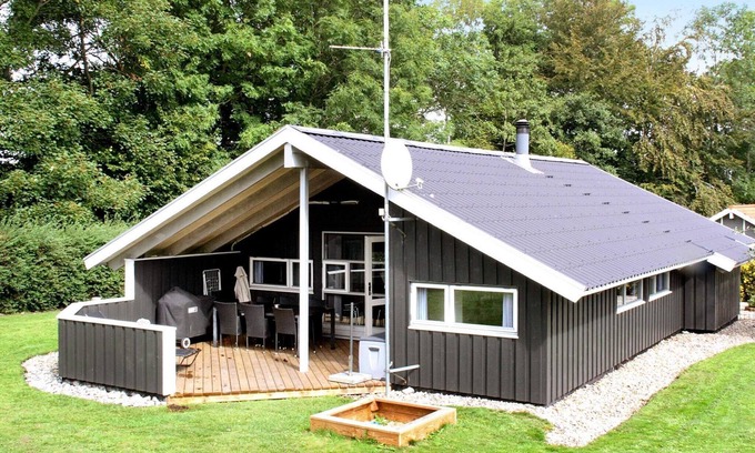 Mommark Strand House | Tranquil Retreat in Mommark - By Traum Ferienwohnungen