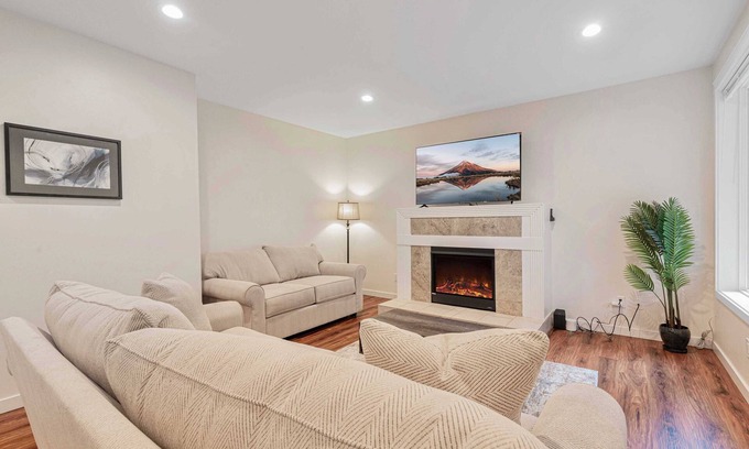 Kent House | Tranquil Retreat on SE 101st Pl – Perfect Getaway for Relaxation Awaits #41907