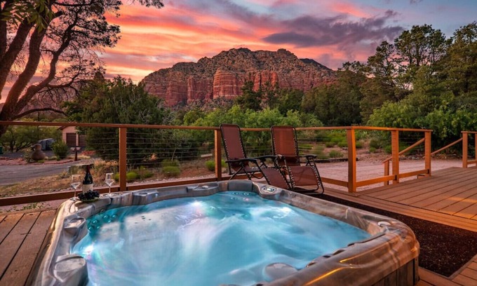 Sedona House | Tranquil retreat w/views; near trails & Bell Rock