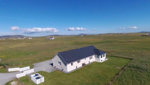 Baleshare House | Tranquil Sands Holiday Home
