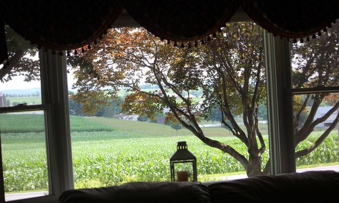 Leola House | Tranquil, Scenic Farm View Guest House in the Heart of Lancaster Amish Country