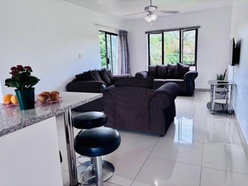 Meer En See Apartment | Tranquil Shores Modern 1BR WiFi Pool Beach