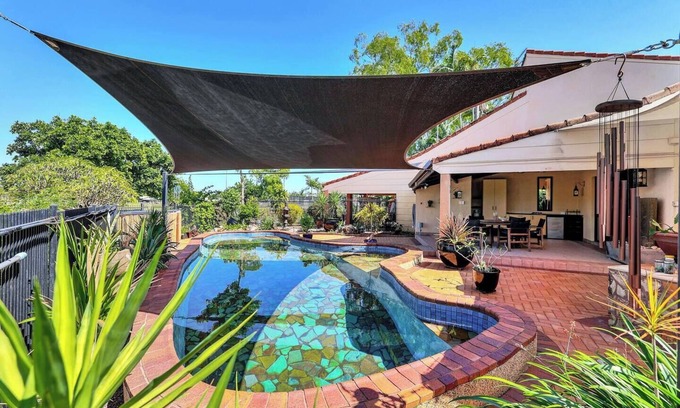 Marrara Apartment | Tranquil Townhouse: HUGE Pool & Golf Course views